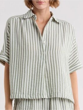 Max Studio textured striped women’s camp shirt in olive green  & white size L